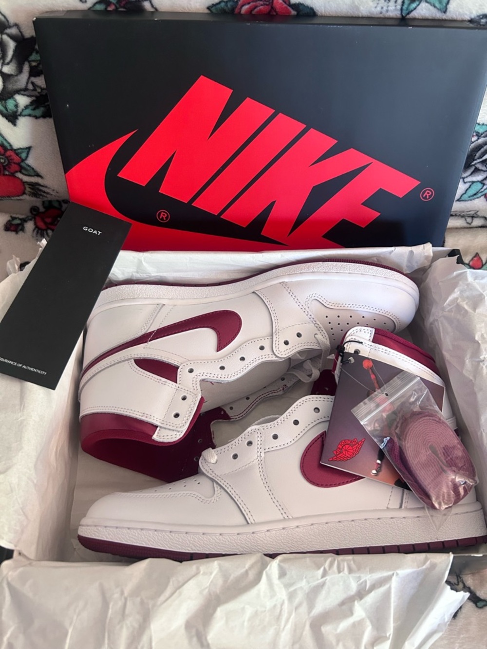 Air Jordan 1 Retro High '85 OG "Metallic Burgundy" - Brand New in Box